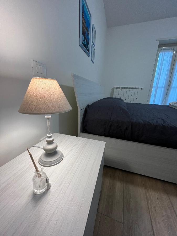 Bed&Breakfast Del Viaggiatore Фонди Экстерьер фото